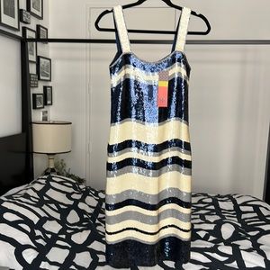 Selling a brand new Tory Burch dress size S